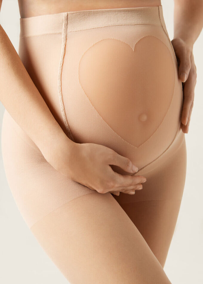 Průsvitné Maternity punčocháče 20 den s průsvitným srdcem